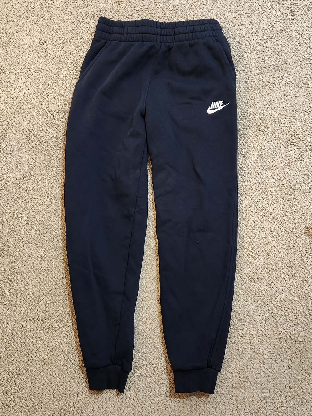 Brand New No Tags Boys Nike Kids' Black Jogger Sweatpants Size Medium